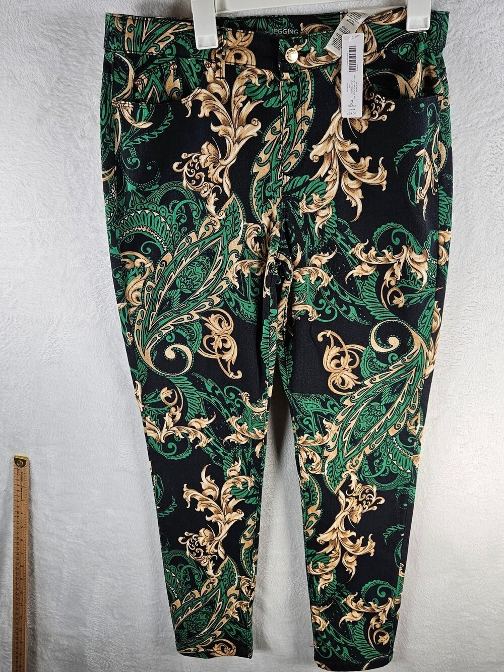 Chico's Platinum Jegging Slim Pant Luxe Scrolls Women's Size 2